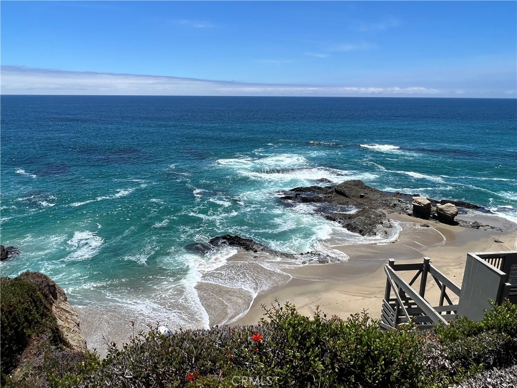 31676 Seacove Drive, Laguna Beach CA 92651 - photo 1