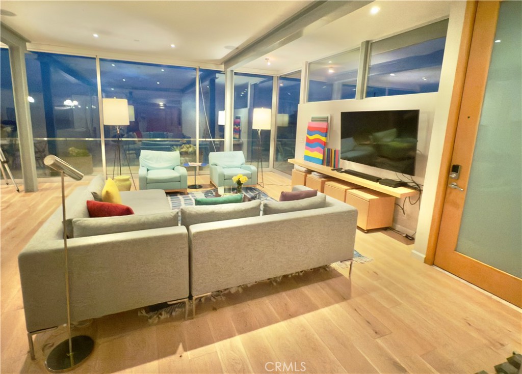 31676 Seacove Drive, Laguna Beach CA 92651 - photo 1