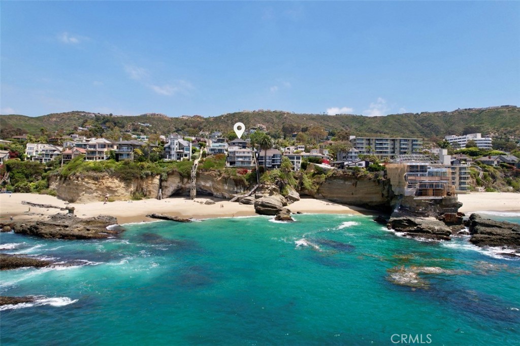 31678 Seacliff Drive, Laguna Beach CA 92651 - photo 1