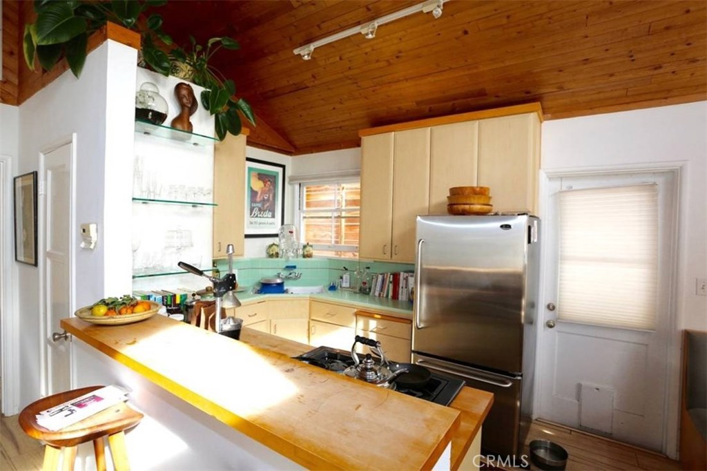 31687 3rd Avenue, Laguna Beach CA 92651 - photo 1