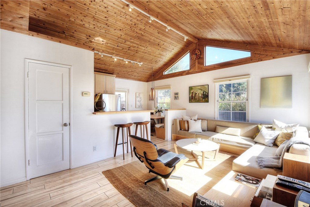 31687 3rd Avenue, Laguna Beach CA 92651 - photo 1