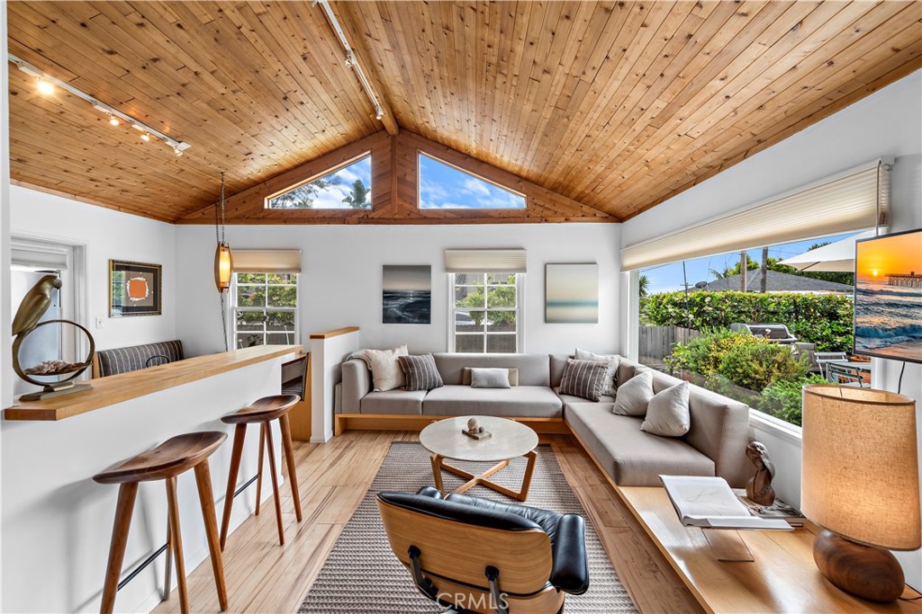 31687 3rd Avenue, Laguna Beach CA 92651 - photo 1