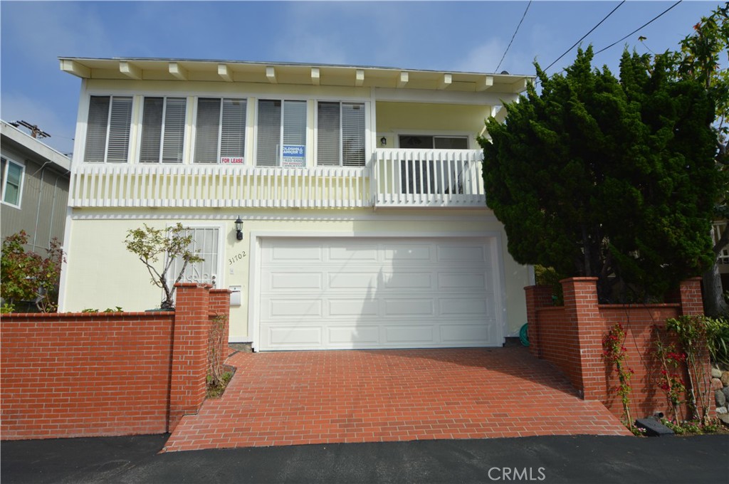 A classic south Laguna village home with ocean views. - 31702 Florence Avenue, Laguna Beach CA 92651 - photo 1