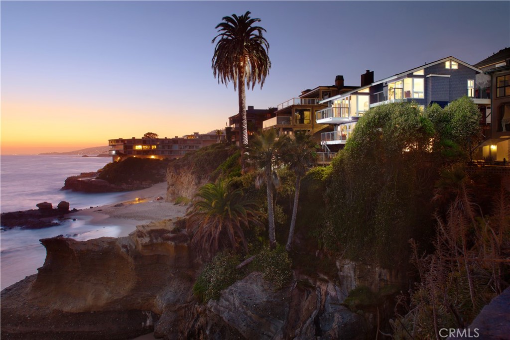 31702 Seacliff Drive, Laguna Beach CA 92651 - photo 1
