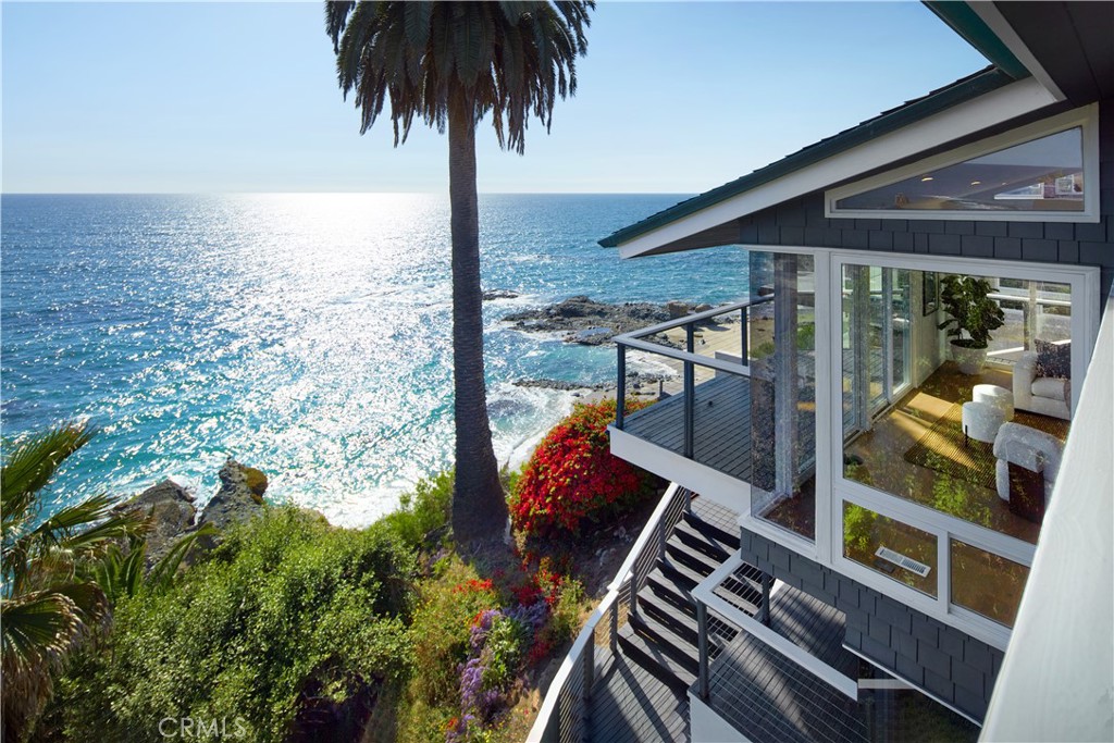 31702 Seacliff Drive, Laguna Beach CA 92651 - photo 1