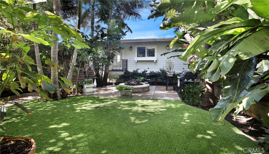 Large Front Yard with Fountain and Patio Areas - 31719 Coast, Laguna Beach CA 92651 - photo 1