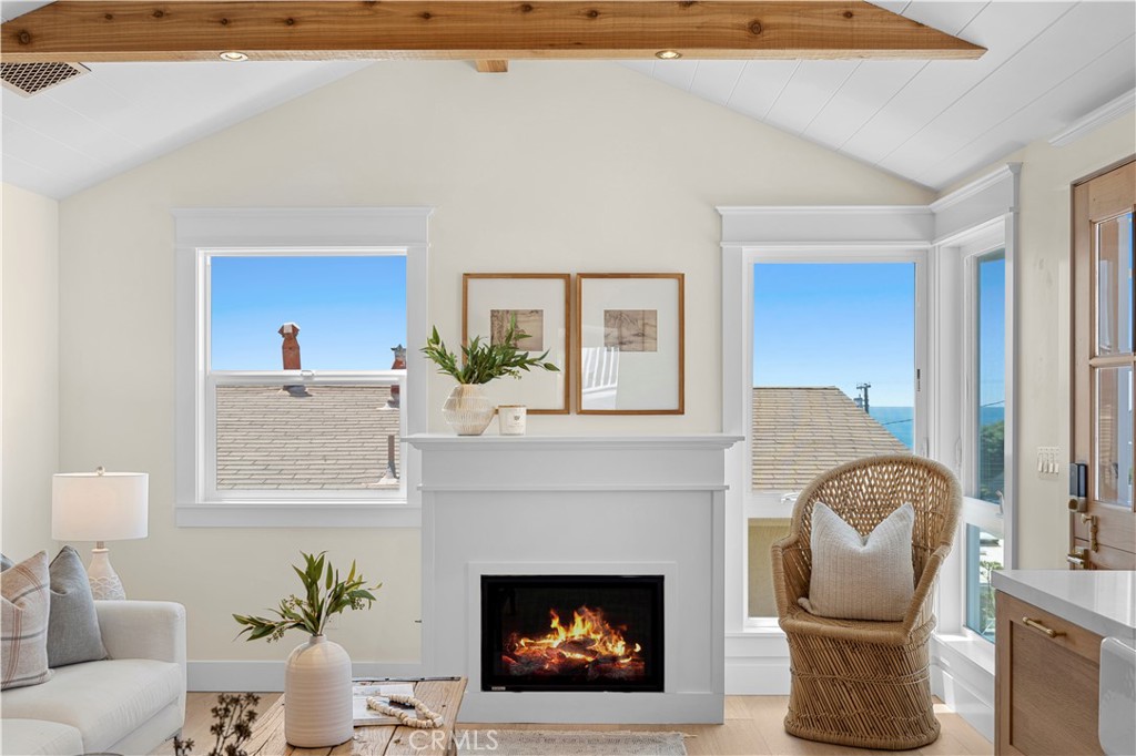 Welcome to 31721 Fairview Upper Unit - 31721 Fairview Road UPPER, Laguna Beach CA 92651 - photo 1