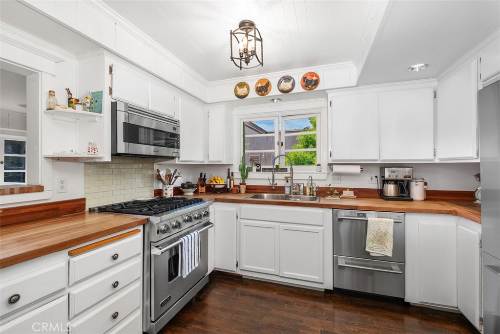 31722 Seacliff, Laguna Beach CA 92651 - photo 9