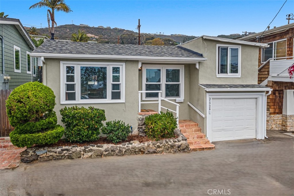 31726 Virginia Way, Laguna Beach CA 92651 - photo 1