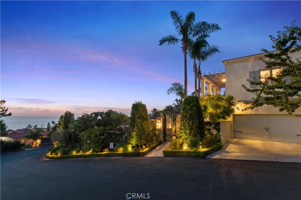 31732 Mar Vista Avenue, Laguna Beach CA 92651 - photo 1