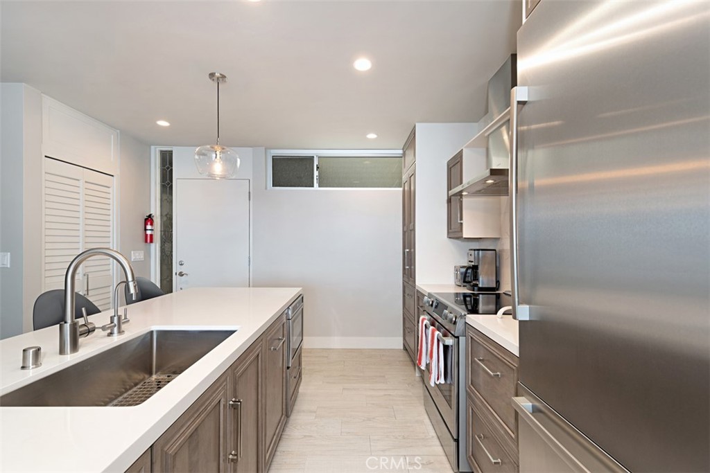 31755 Coast 403, Laguna Beach CA 92651 - photo 20