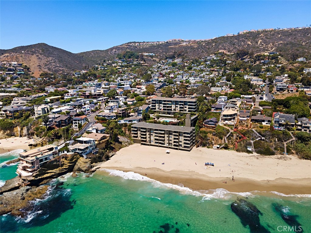 31755 Coast 403, Laguna Beach CA 92651 - photo 32