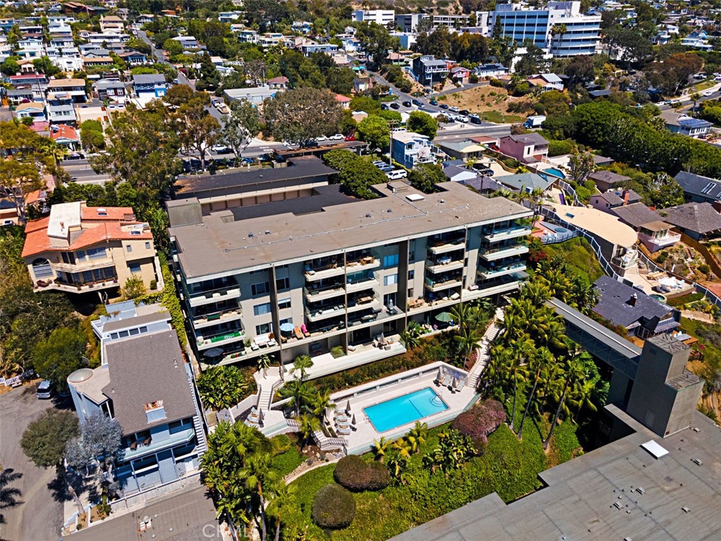 31755 Coast 403, Laguna Beach CA 92651 - photo 35