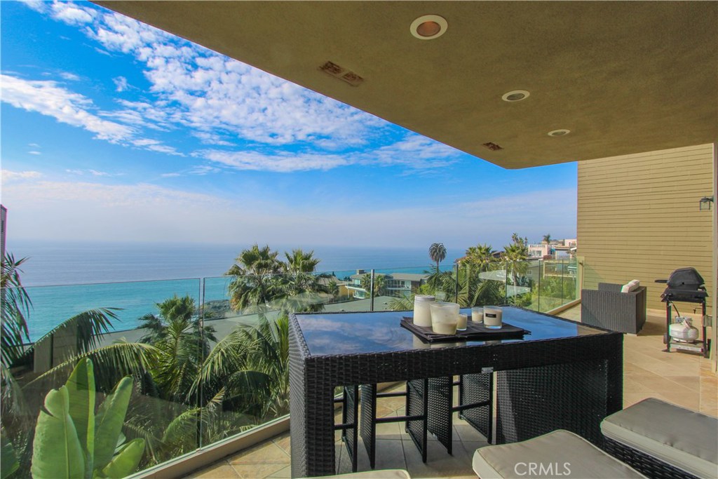 31755 Coast Highway 101, Laguna Beach CA 92651 - photo 1