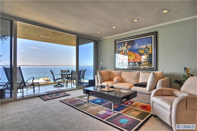 BEAUTIFULLY REMODELED OCEAN VIEW CONDO - 31755 COAST Highway 207, Laguna Beach CA 92651 - photo 1