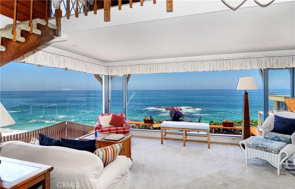 Stunning ocean views from step down living room - 31787 Coast Highway, Laguna Beach CA 92651 - photo 1