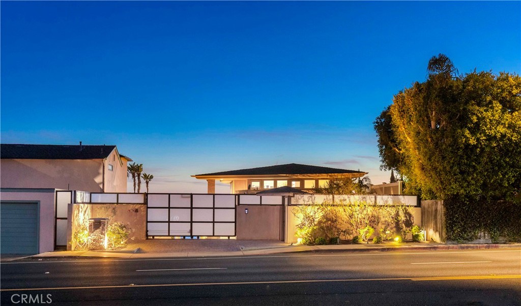 PRIVATE ENTRY - 31791 Coast, Laguna Beach CA 92651 - photo 64