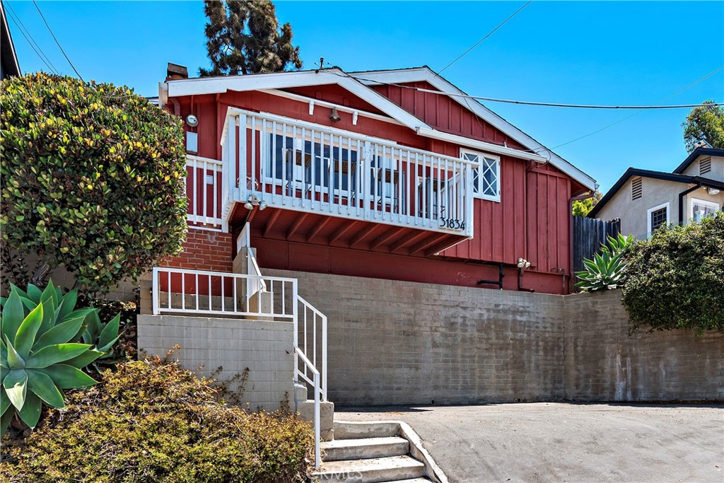 31834 Virginia Way, Laguna Beach CA 92651 - photo 1