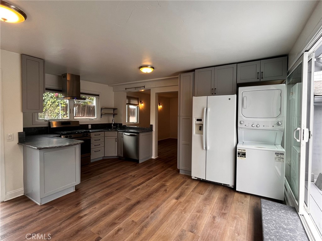 31863 8th Avenue 3, Laguna Beach CA 92651 - photo 1