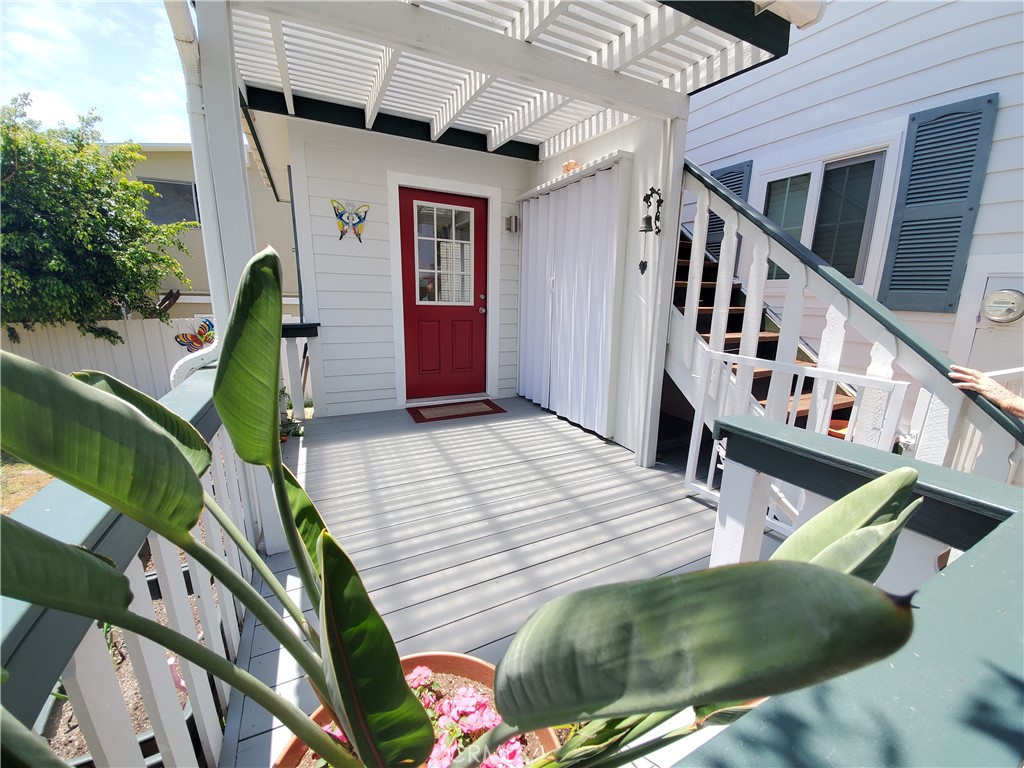 Front door and patio - 31866 8th Avenue B, Laguna Beach CA 92651 - photo 1