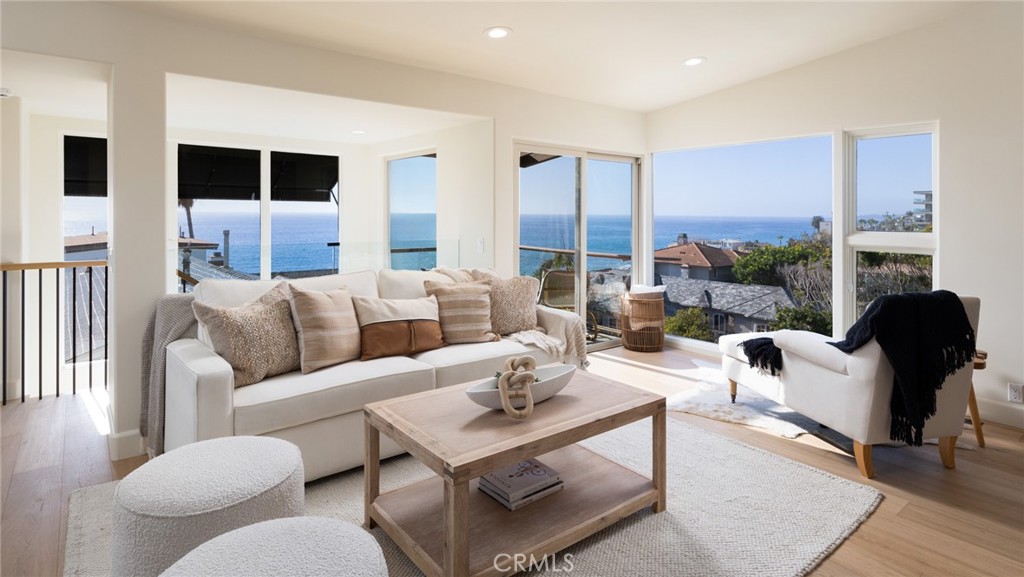 31867 Circle Drive, Laguna Beach CA 92651 - photo 4