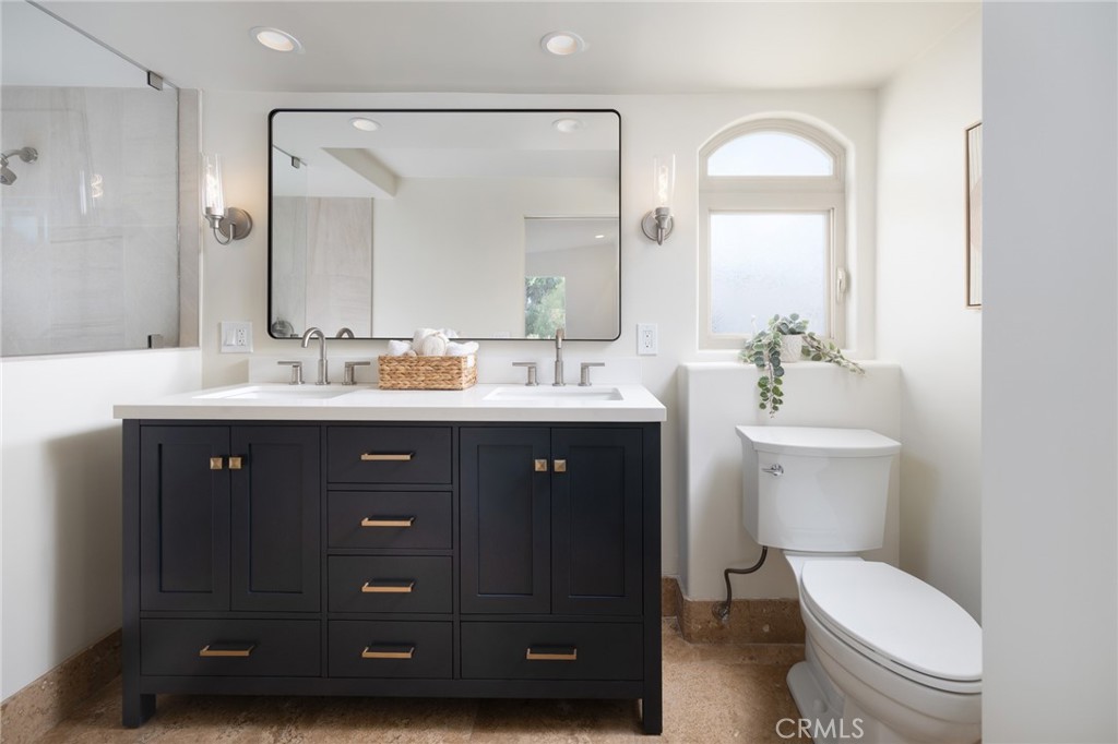 31867 Circle Drive, Laguna Beach CA 92651 - photo 23