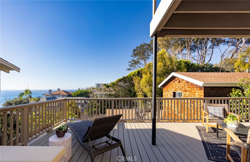 31867 Circle Drive, Laguna Beach CA 92651 - photo 28