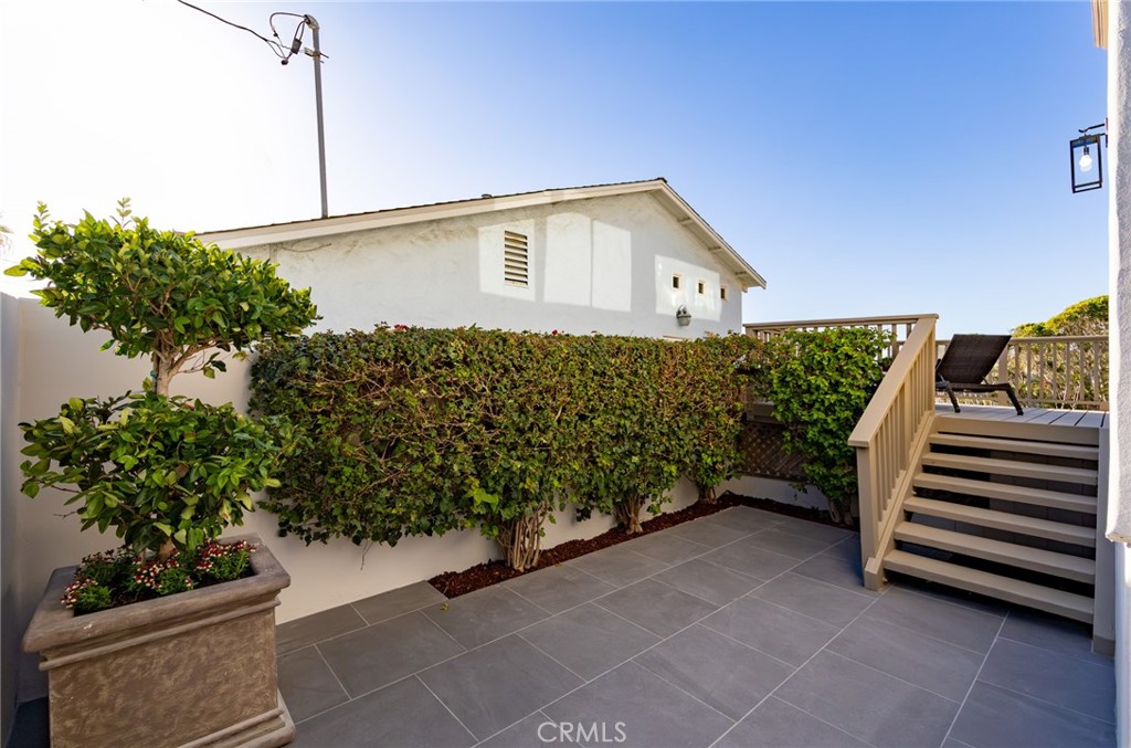 31867 Circle Drive, Laguna Beach CA 92651 - photo 29