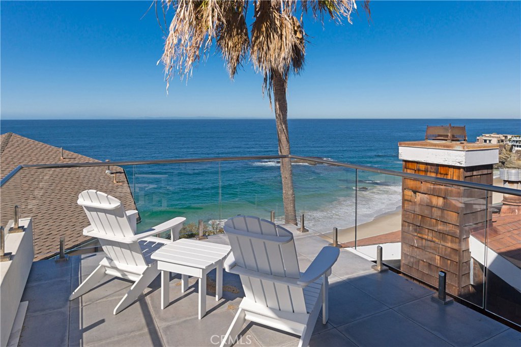 31871 Circle Drive, Laguna Beach CA 92651 - photo 1