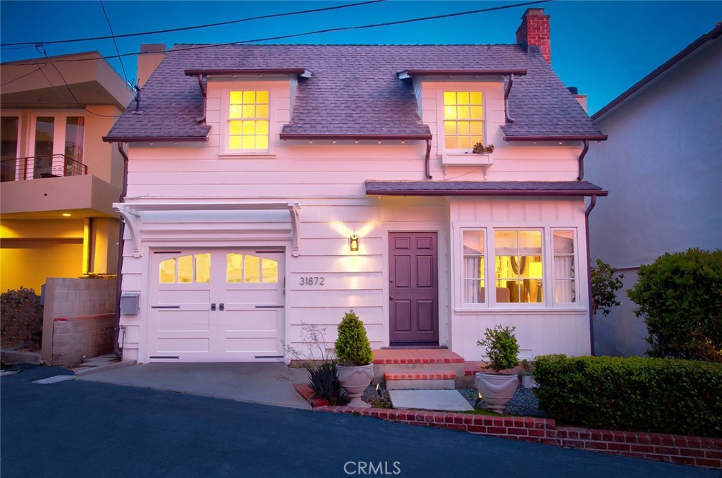 31872 Circle Drive, Laguna Beach CA 92651 - photo 1