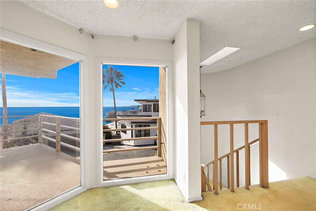 31876 Circle, Laguna Beach CA 92651 - photo 17