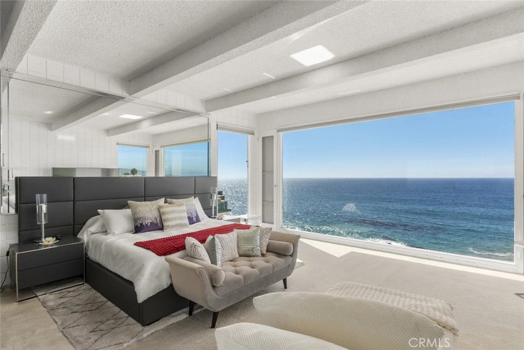 31877 Circle Drive, Laguna Beach CA 92651 - photo 2