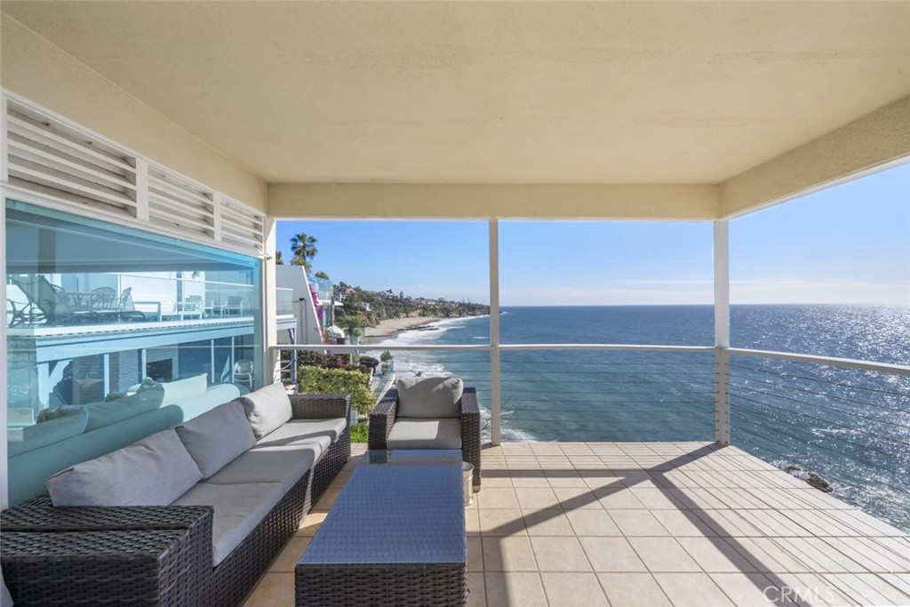 31877 Circle Drive, Laguna Beach CA 92651 - photo 13