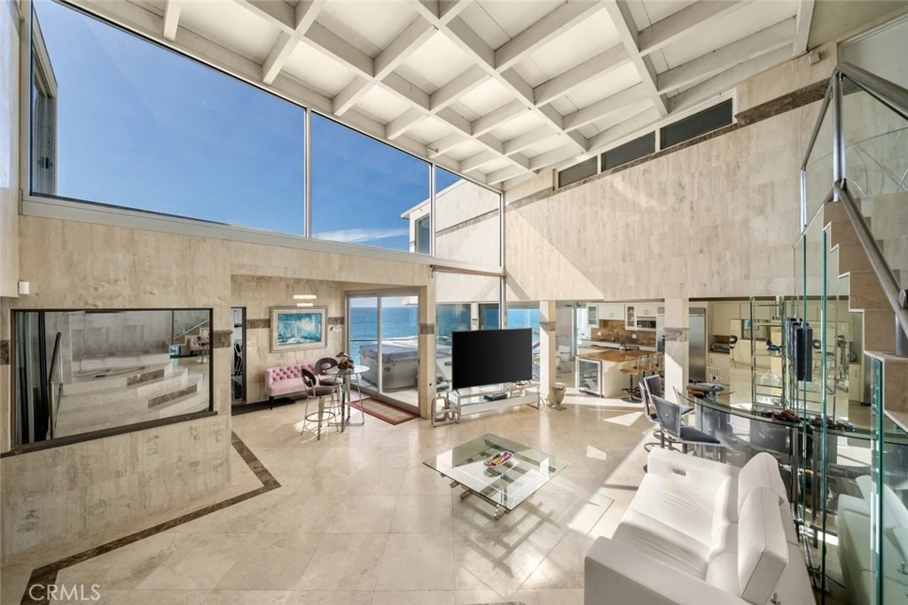 31877 Circle Drive, Laguna Beach CA 92651 - photo 14