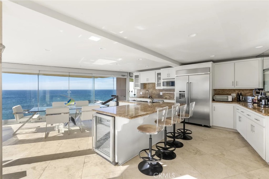 31877 Circle Drive, Laguna Beach CA 92651 - photo 25