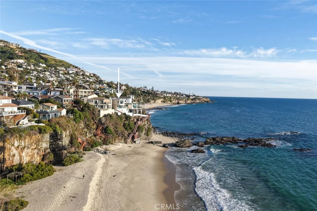 31877 Circle Drive, Laguna Beach CA 92651 - photo 26