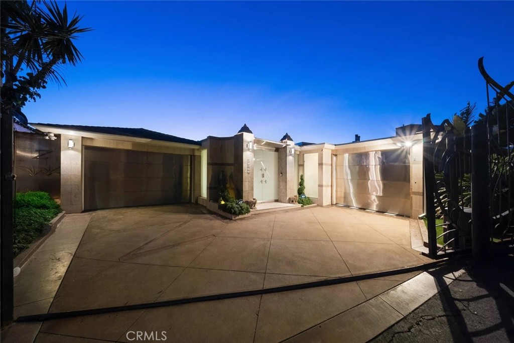 31877 Circle Drive, Laguna Beach CA 92651 - photo 57