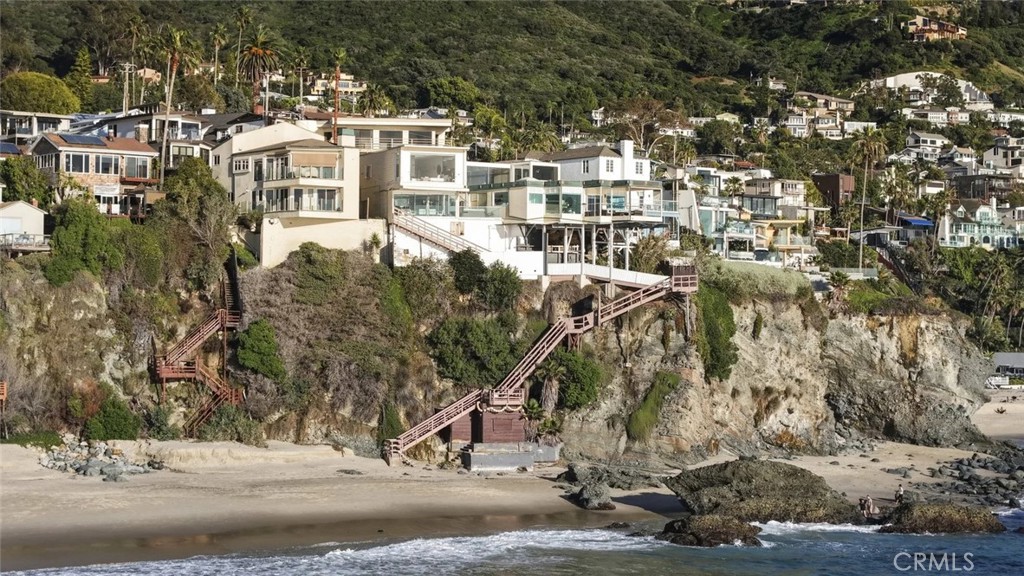 31877 Circle Drive, Laguna Beach CA 92651 - photo 70