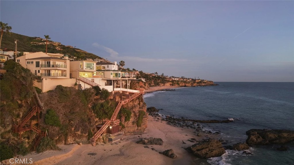 31877 Circle Drive, Laguna Beach CA 92651 - photo 72
