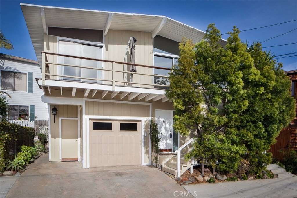 31882 Ivy Lane, Laguna Beach CA 92651 - photo 1