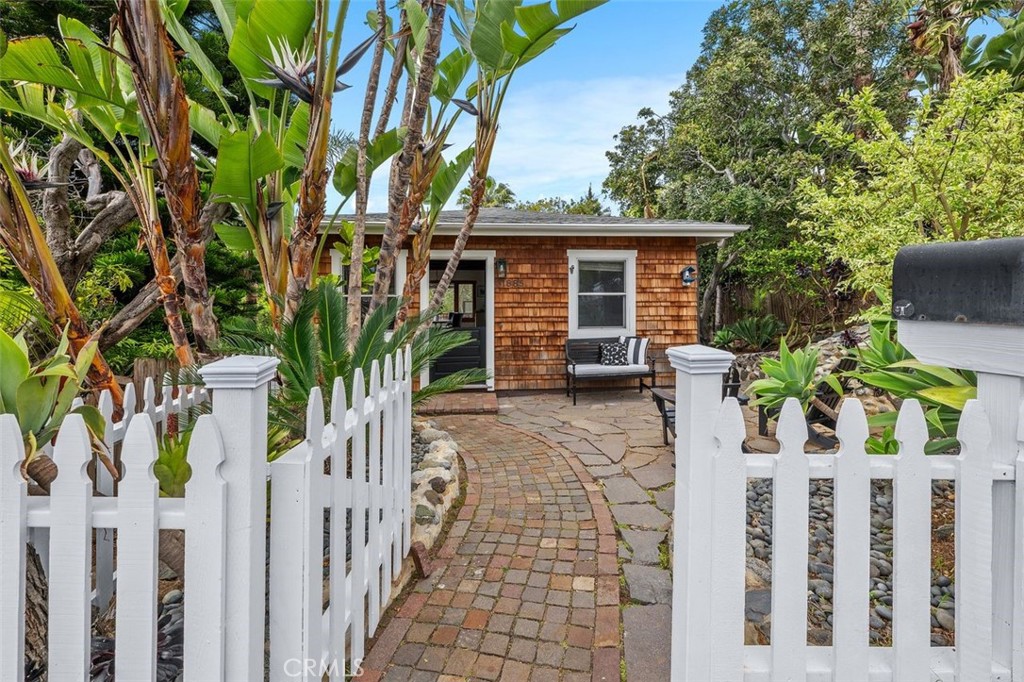 31885 9th Ave., Laguna Beach CA 92651 - photo 1