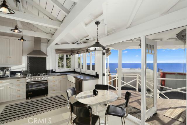 31886 Circle Drive, Laguna Beach CA 92651 - photo 1