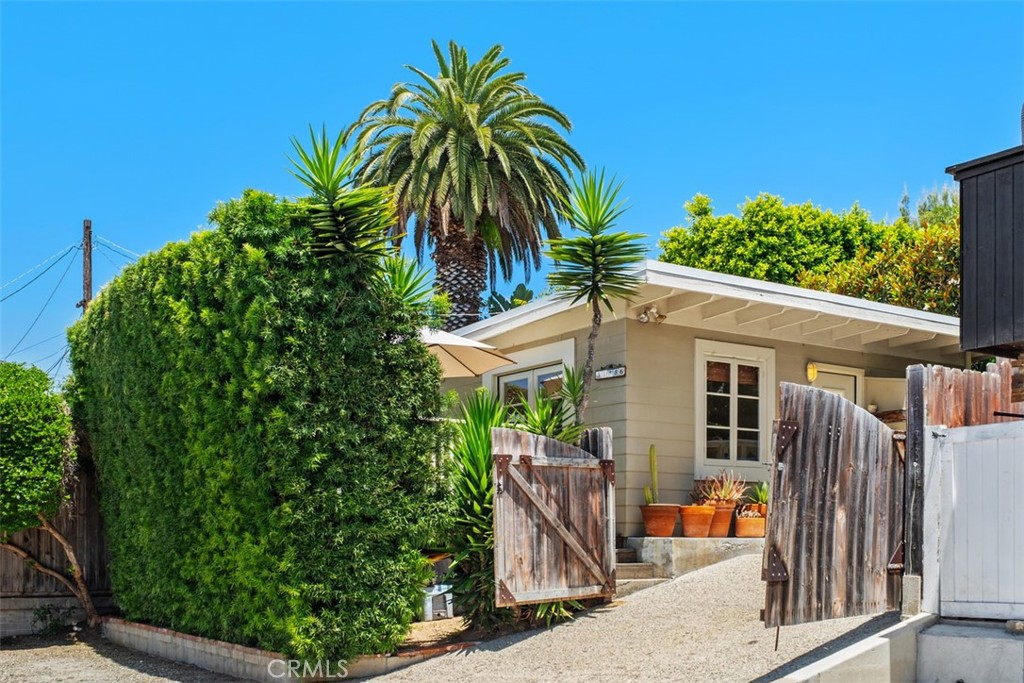 31886 Hillside, Laguna Beach CA 92651 - photo 1