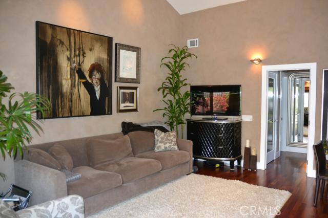 319 Cypress Drive D, Laguna Beach CA 92651 - photo 1