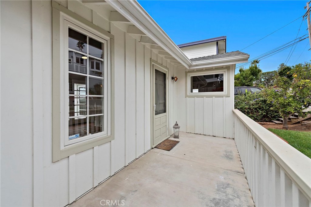31907 Crestwood Place, Laguna Beach CA 92651 - photo 5