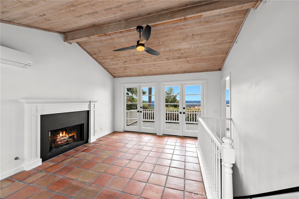 31907 Crestwood Place, Laguna Beach CA 92651 - photo 6