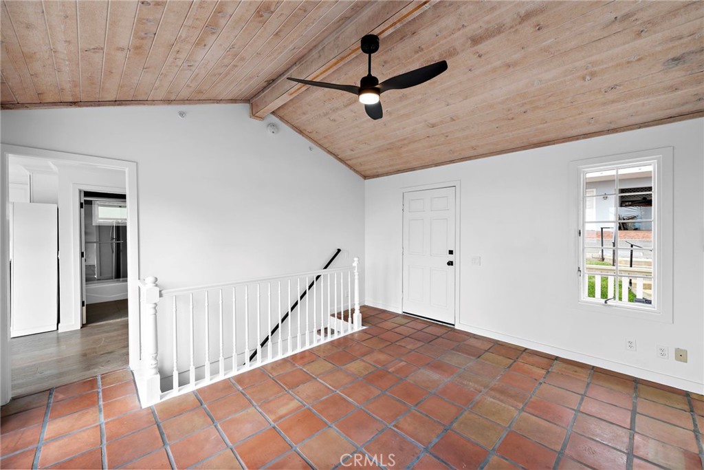 31907 Crestwood Place, Laguna Beach CA 92651 - photo 7