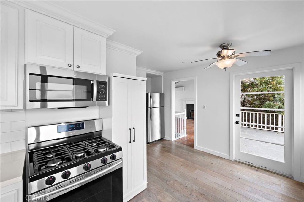 31907 Crestwood Place, Laguna Beach CA 92651 - photo 11