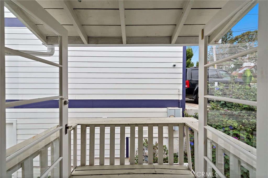 31907 Crestwood Place, Laguna Beach CA 92651 - photo 16