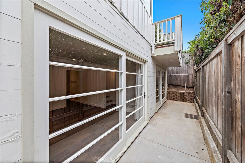 31907 Crestwood Place, Laguna Beach CA 92651 - photo 24